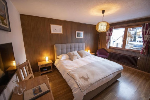 5-PACKAGES HEBERGEMENT-Hotel LES CHAMOIS